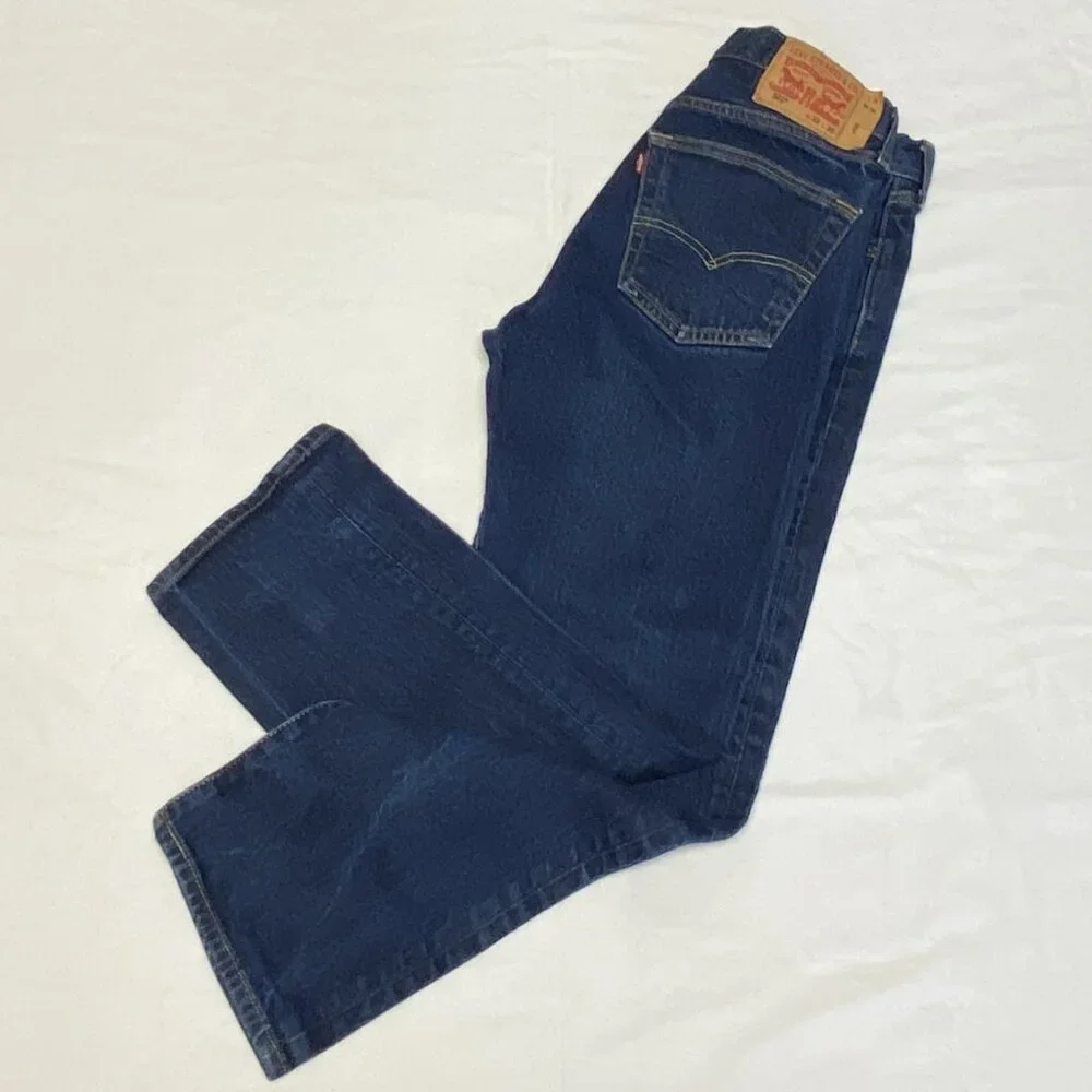 Levis mid rise